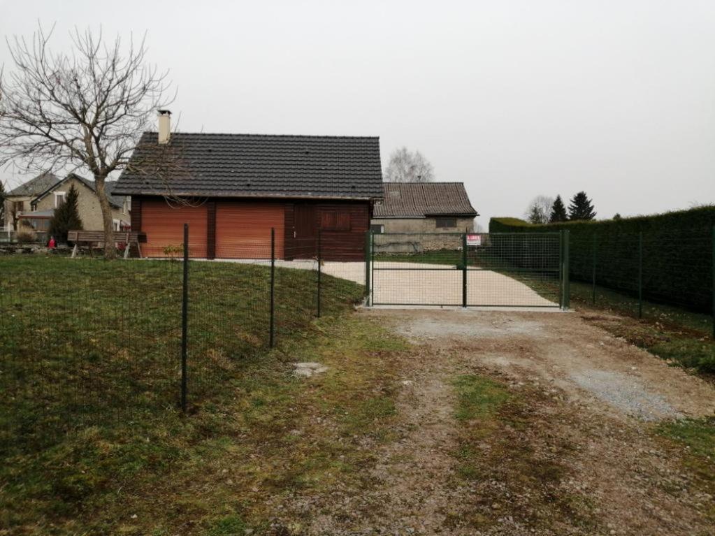 Mon petit coin de paradis Darazac Extérieur photo